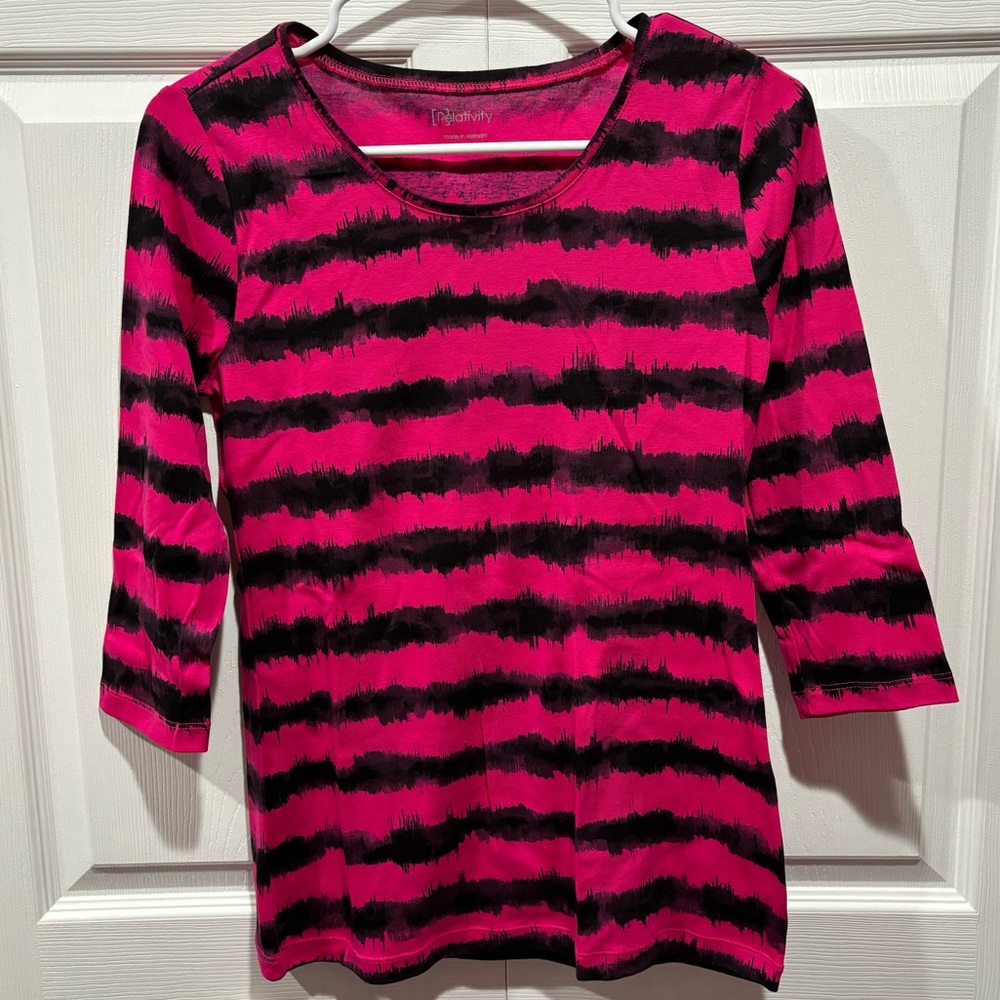 RELATIVITY Women’s Quarter Sleeve Pink & Black Striped Scoop Shirt Top - size S